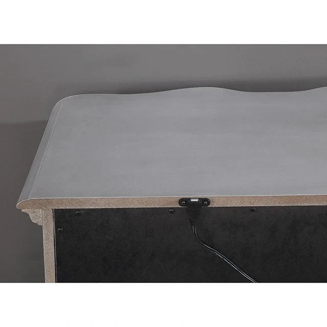 Aalok Bed